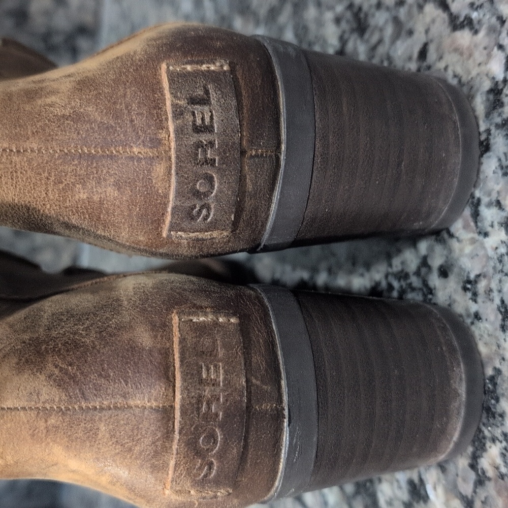 Sorel - Picture 3 of 14